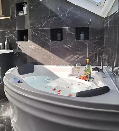 La Nuit De Leandre Apartamento