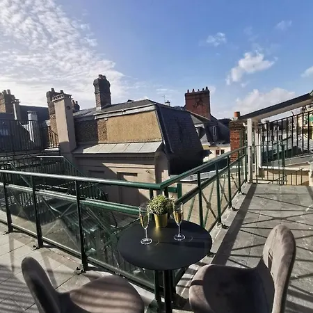 La Nuit De Leandre *